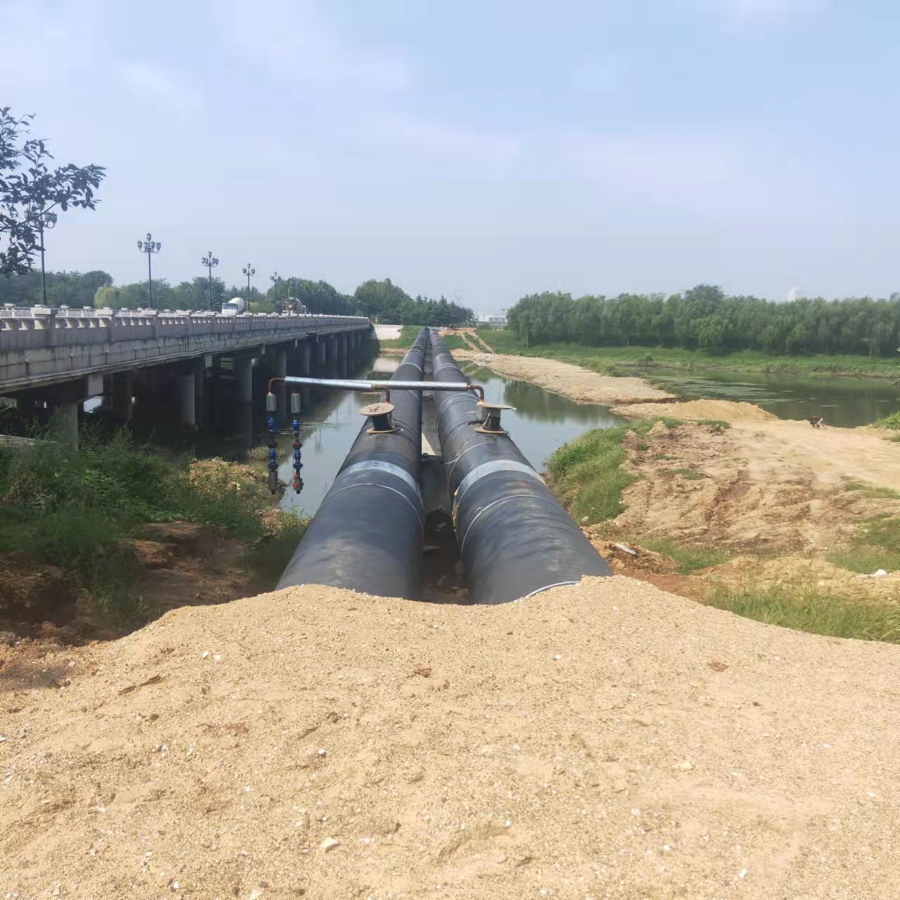 白沙镀锌输油管道清洗